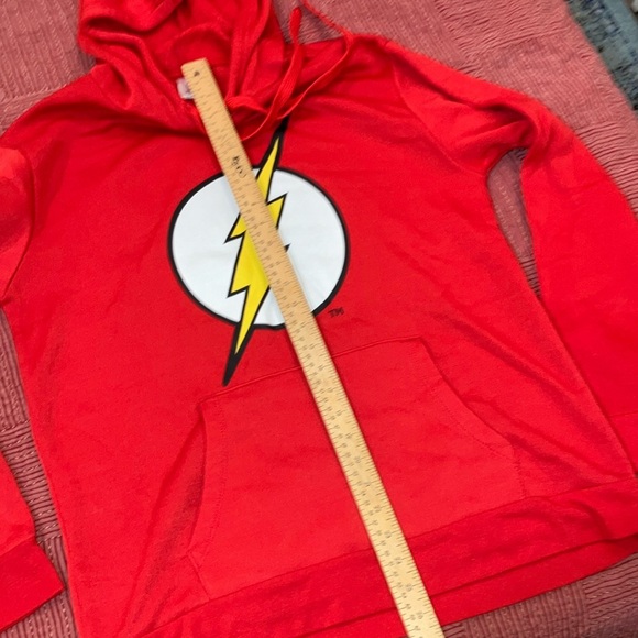 The Flash DC fleece hoodie sweater with Lightning Bolt - Picture 8 of 15